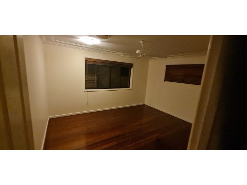 33 Kenrose Street, Carina QLD 4152