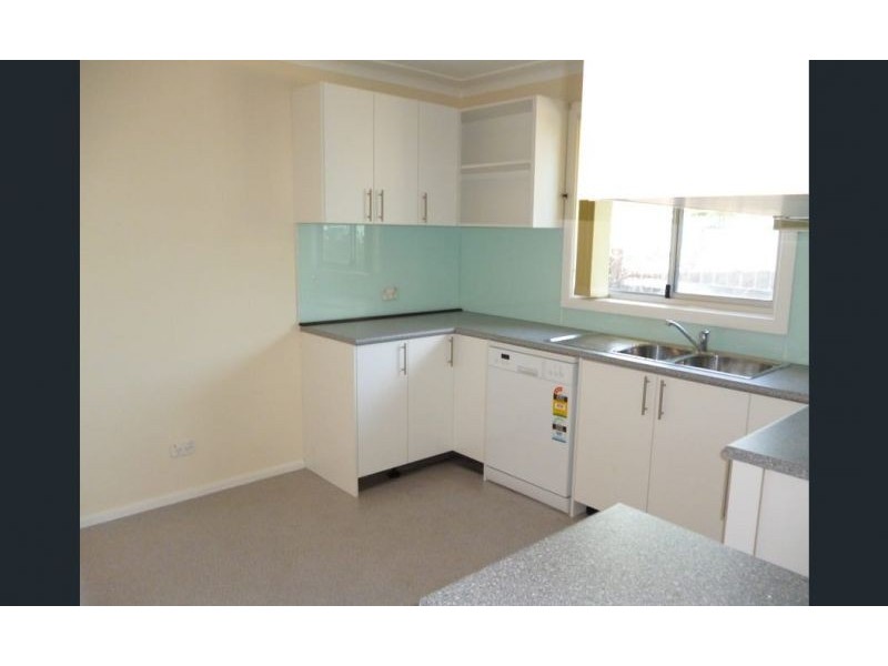 96 Charles St, Smithfield NSW 2164