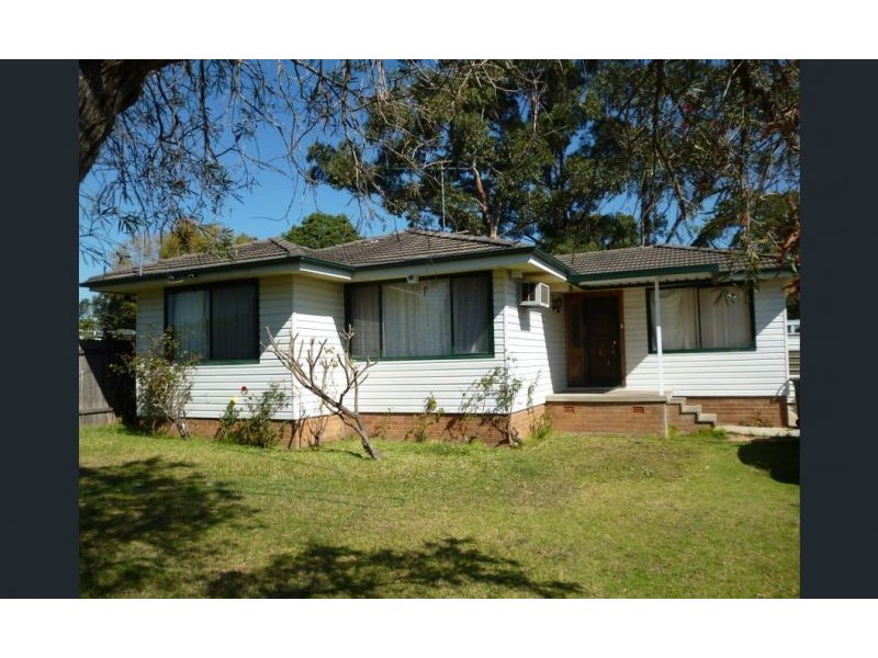 96 Charles St, Smithfield NSW 2164