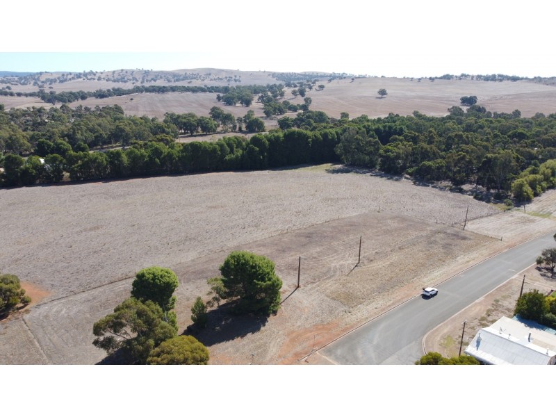 11 West Terrace, Wirrabara SA 5481