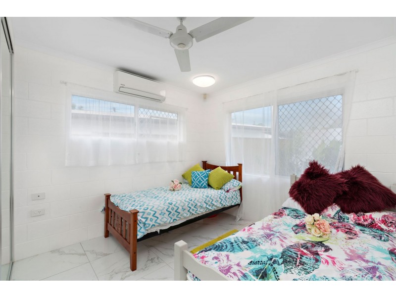 55 Hollywood Boulevard, White Rock QLD 4868