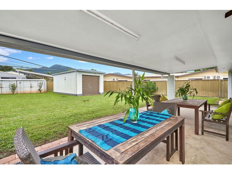 55 Hollywood Boulevard, White Rock QLD 4868