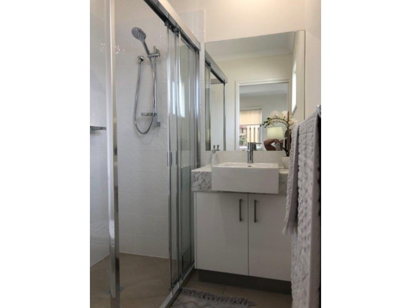 124/2-20 Island View Drive, Urangan QLD 4655