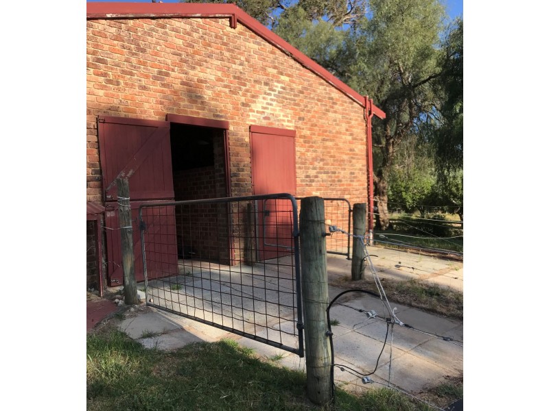 15 Killara Place, Gooseberry Hill WA 6076