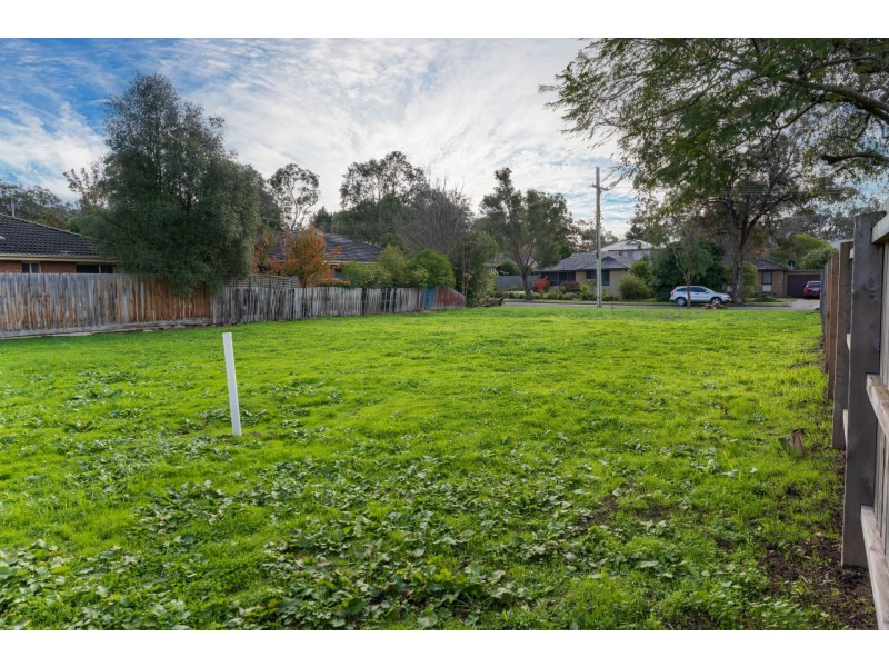 10 Turkeith Crescent, Croydon North VIC 3136