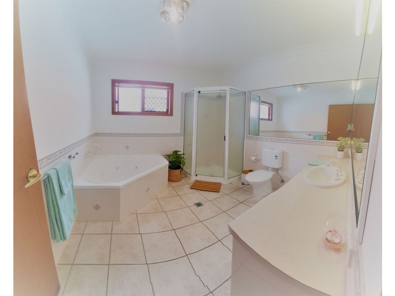 9 Patricia Drive, Andergrove QLD 4740