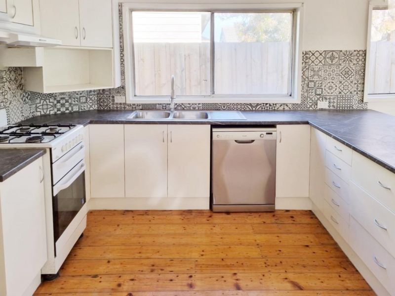 25 Carlyon Street, Ormond VIC 3204