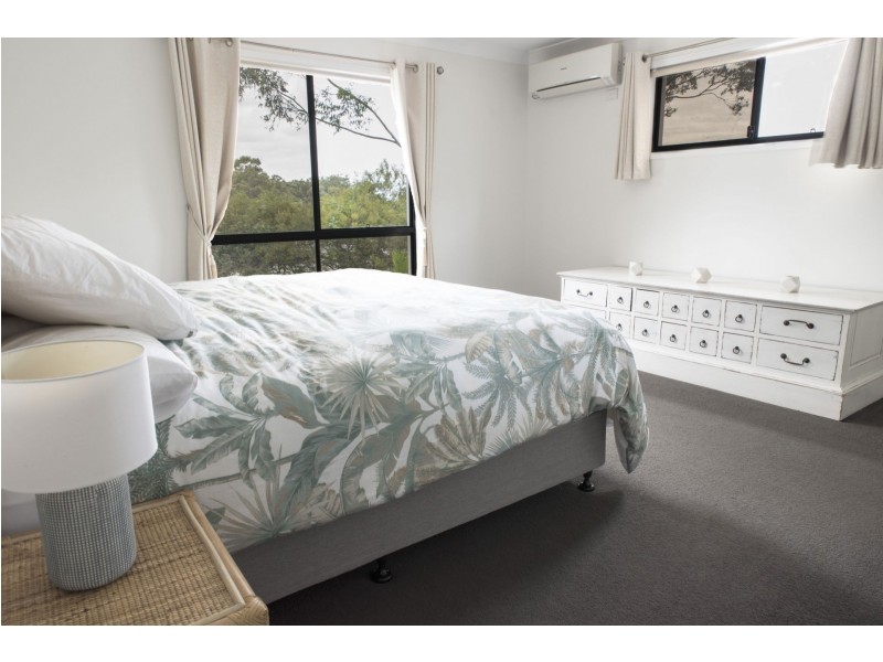 2/751 Ashmore Road, Molendinar QLD 4214