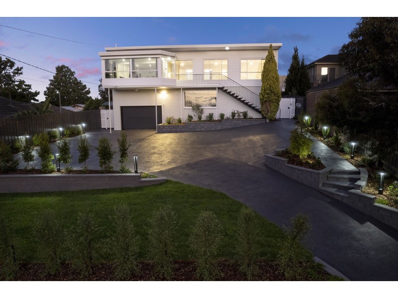 14 Ashleigh Avenue, Frankston VIC 3199