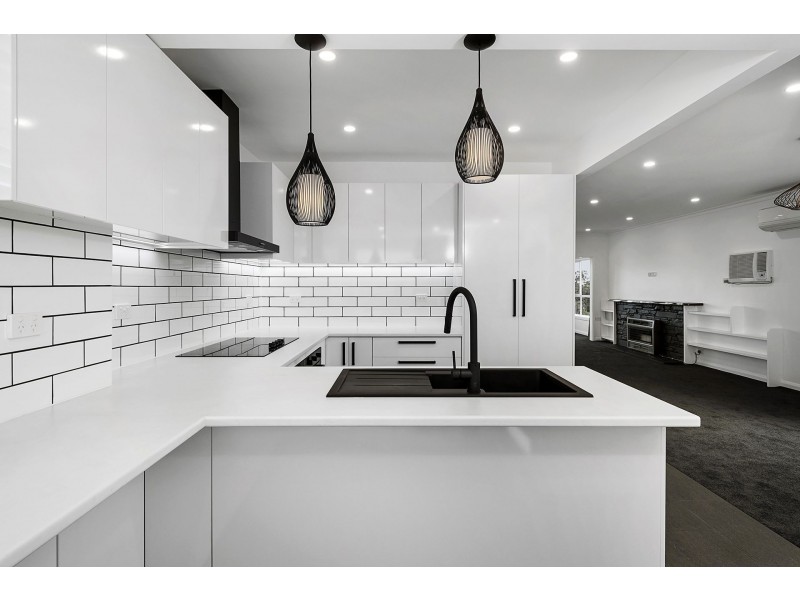 14 Ashleigh Avenue, Frankston VIC 3199