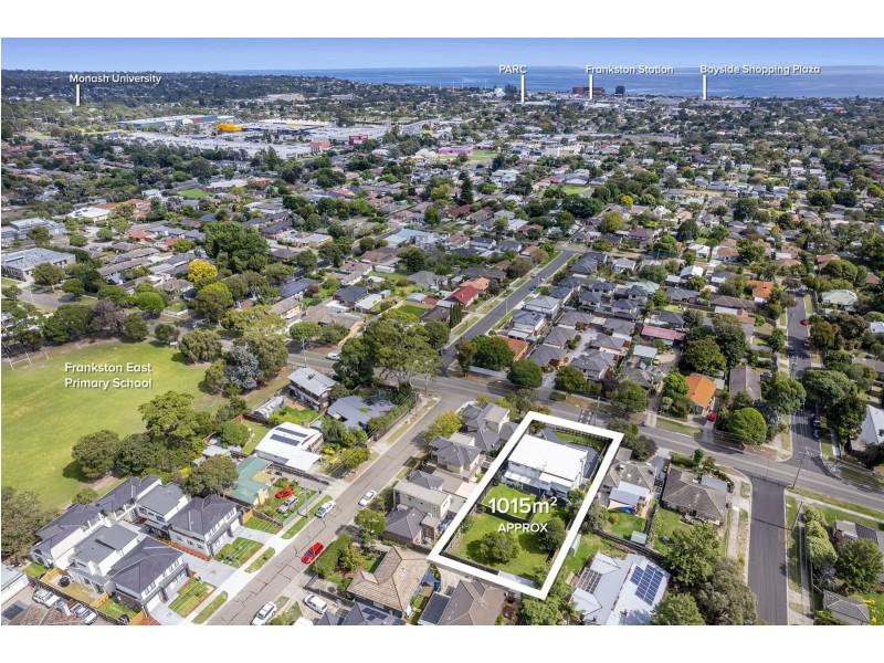 14 Ashleigh Avenue, Frankston VIC 3199