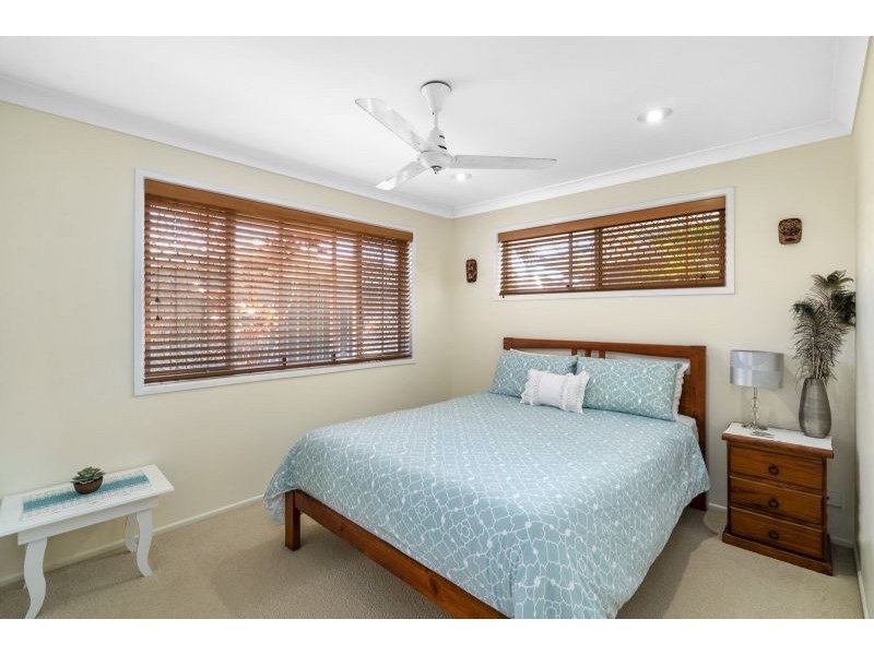 15 Ridgewood Court, Burleigh Waters QLD 4220