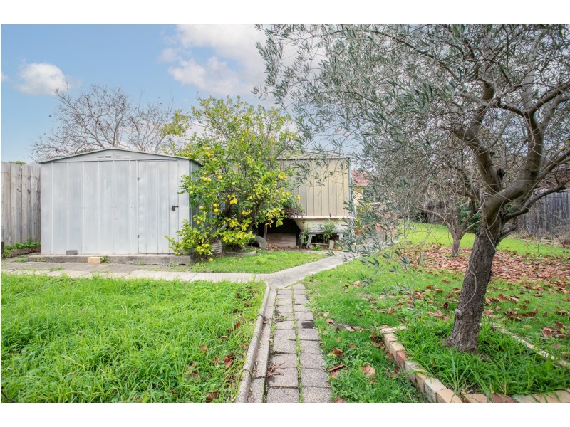 16 Twyford Street, Box Hill North VIC 3129