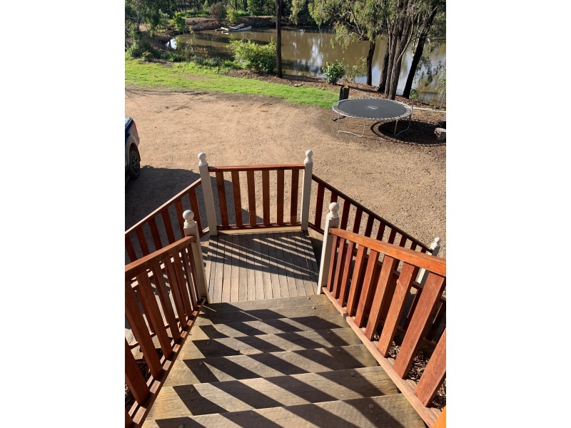 212 Scotts Lane, Runnymede QLD 4615