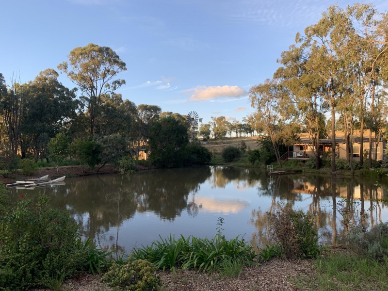 212 Scotts Lane, Runnymede QLD 4615