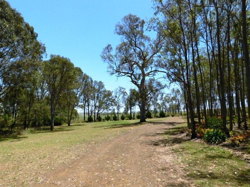212 Scotts Lane, Runnymede QLD 4615