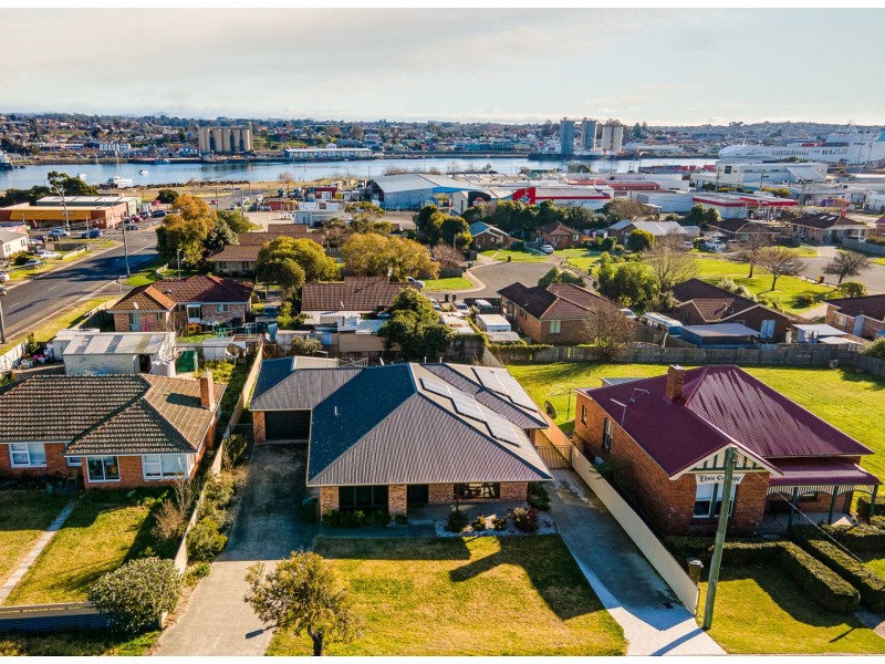 152 David street, East Devonport TAS 7310