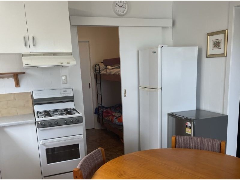 Cabin 115/425 Princes Highway, Lake Tabourie NSW 2539