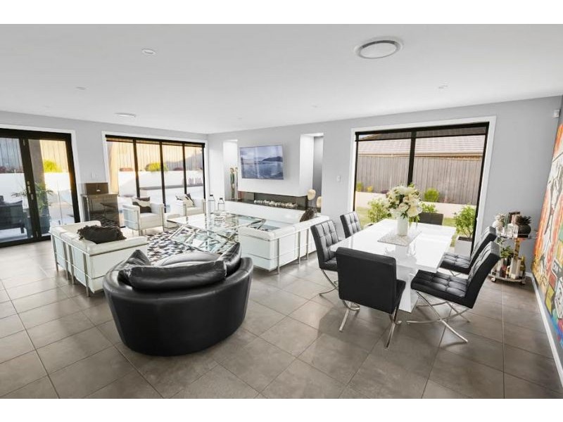 26 Pinchtail Street, Chisholm NSW 2322