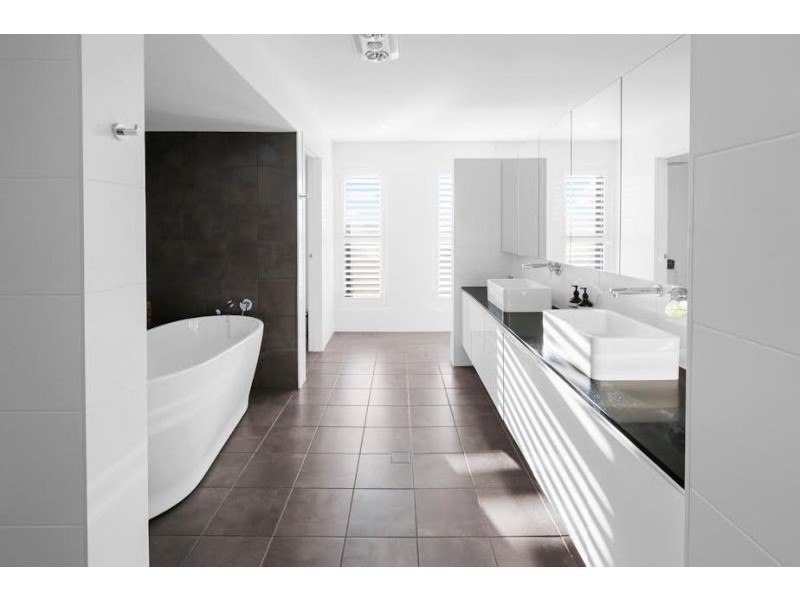 26 Pinchtail Street, Chisholm NSW 2322