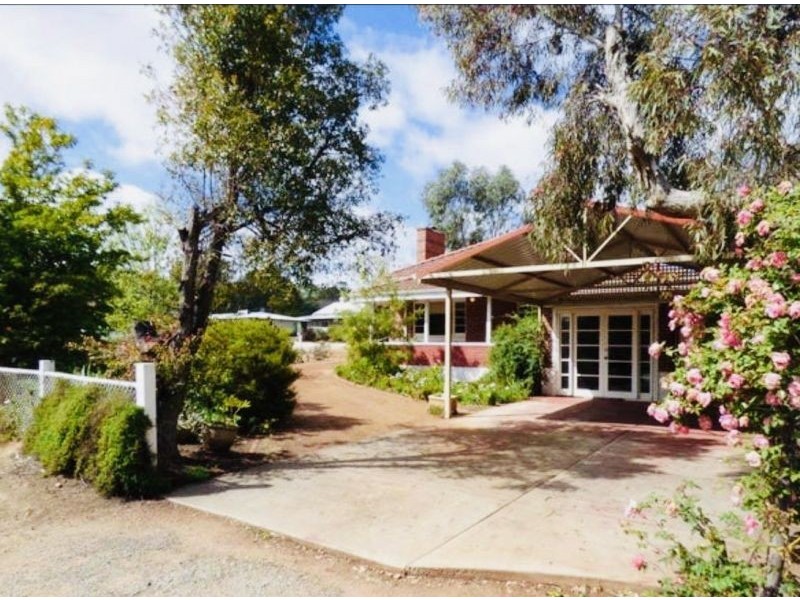 1 Glebe Street, York WA 6302