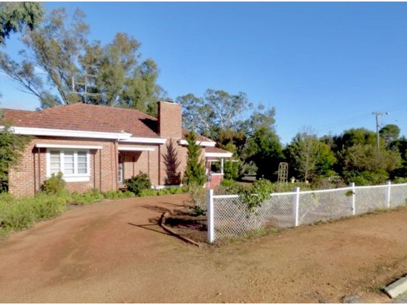 1 Glebe Street, York WA 6302