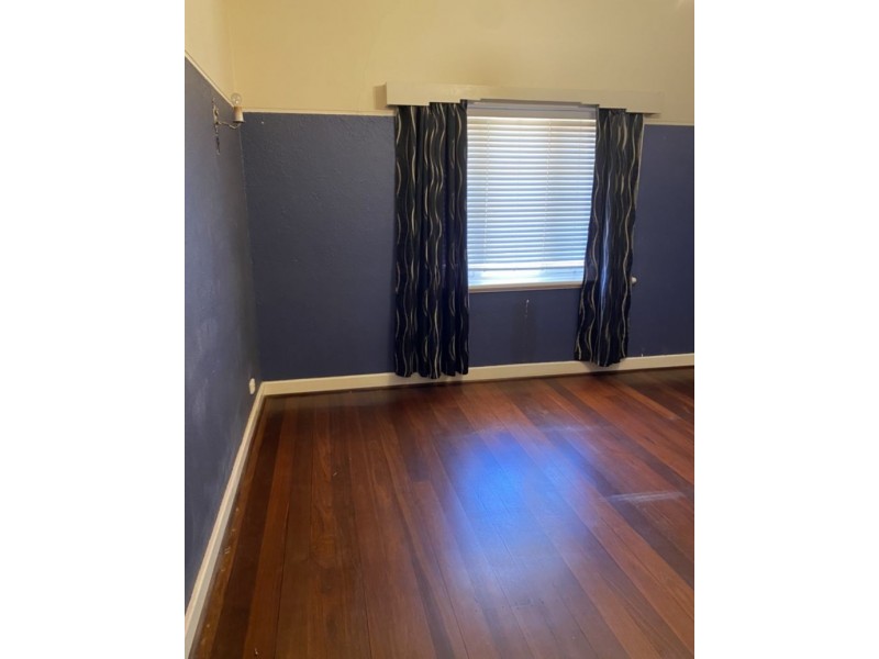 1 Glebe Street, York WA 6302