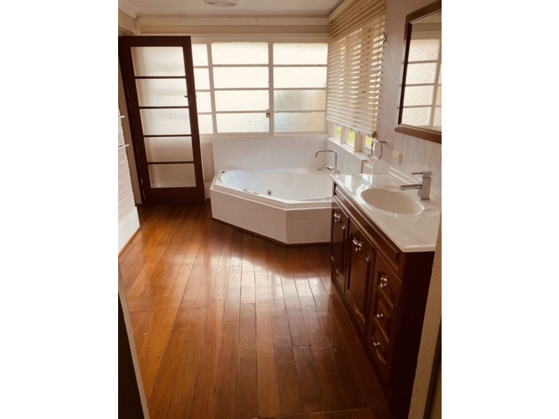 1 Glebe Street, York WA 6302