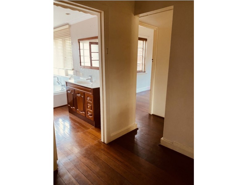 1 Glebe Street, York WA 6302