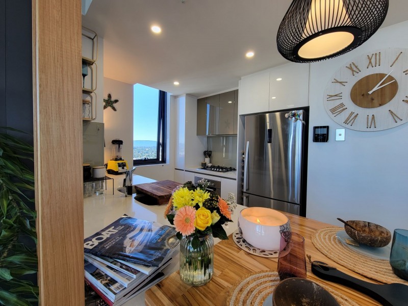 2 Como crescent, Southport QLD 4215