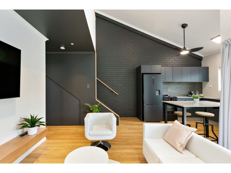 5/6 Crathern Close, Edge Hill QLD 4870