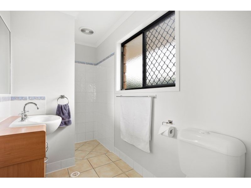 27 Macaulay Way, Pacific Heights QLD 4703