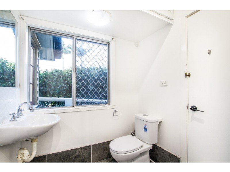 250 Hamilton Rd, Chermside QLD 4032