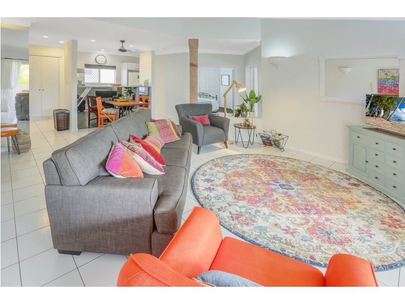 4/28 Springfield Crescent, Manoora QLD 4870