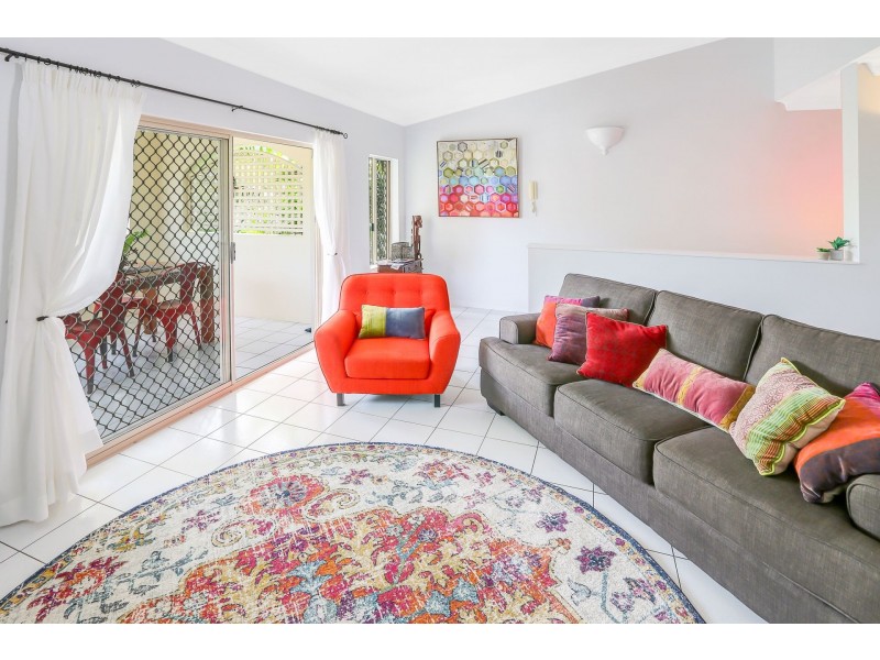 4/28 Springfield Crescent, Manoora QLD 4870