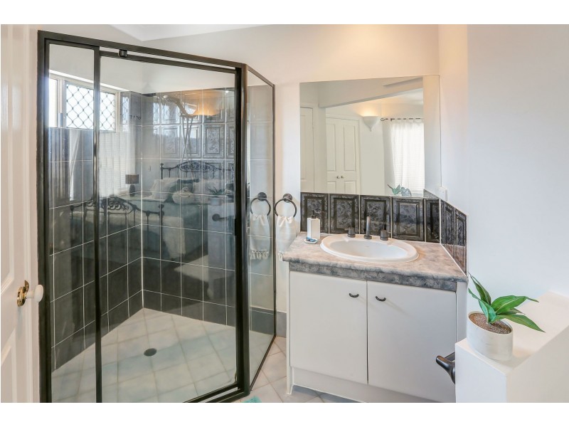 4/28 Springfield Crescent, Manoora QLD 4870