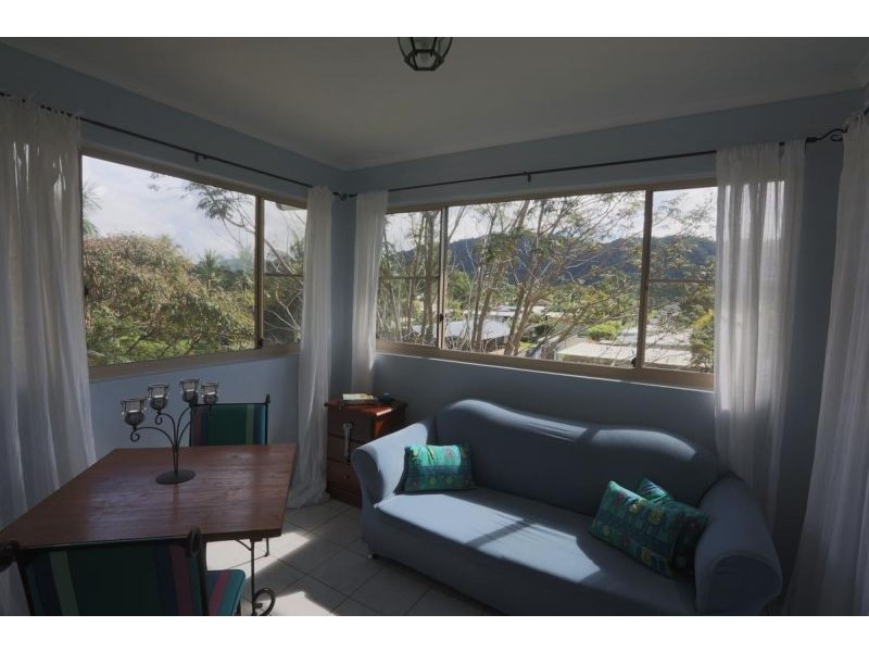 8/28 Springfield Crescent, Manoora QLD 4870