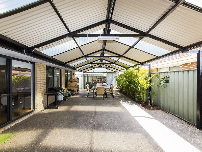 27 Jakovich Circuit, Atwell WA 6164