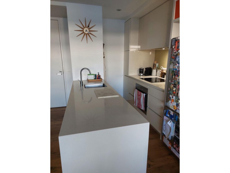 709/101 Bay Street, Port Melbourne VIC 3207