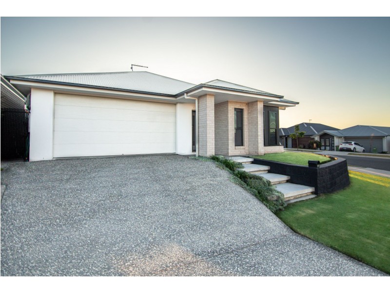 164 Watheroo Street, South Ripley QLD 4306