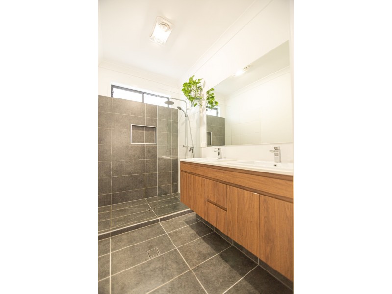 164 Watheroo Street, South Ripley QLD 4306