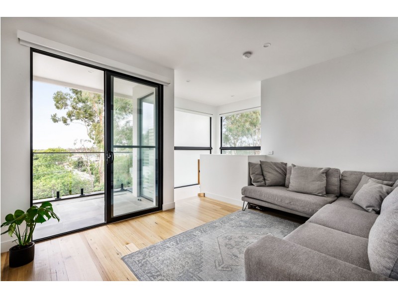 1/38 Warwick road, Greensborough VIC 3088