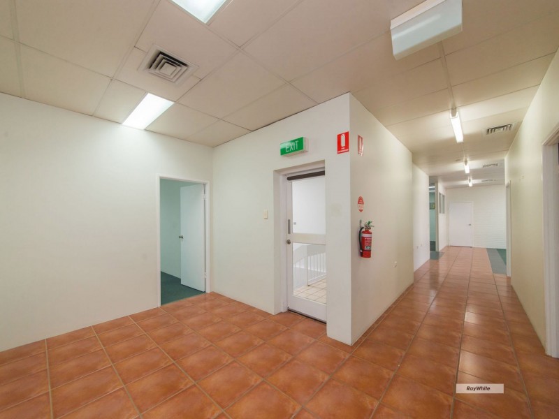 3 & 4/6 East St, Rockhampton QLD 4700