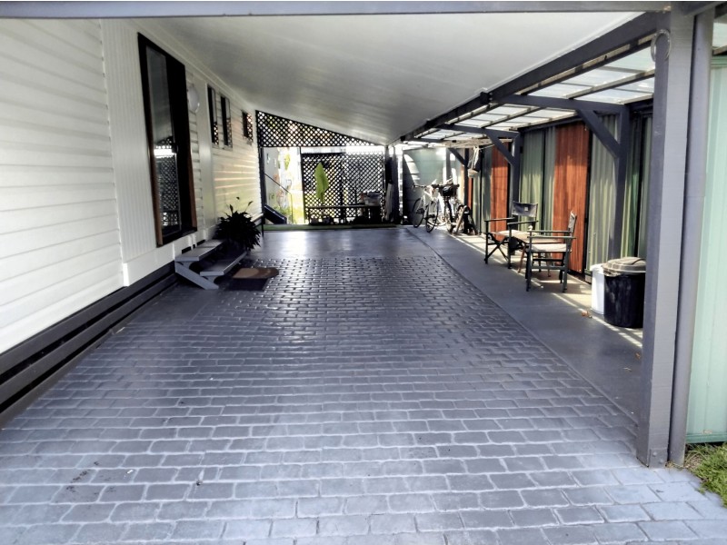 174/3 Township Drive, Burleigh Heads QLD 4220