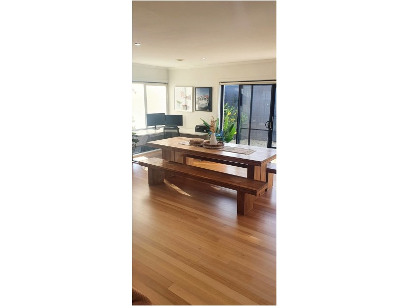 2/82 Beach Road, Torquay VIC 3228