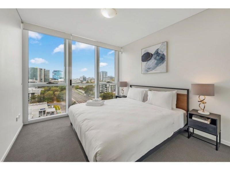 1011/2-6 Land Street, Toowong QLD 4066