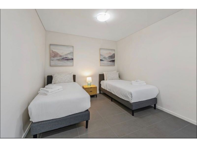 1011/2-6 Land Street, Toowong QLD 4066