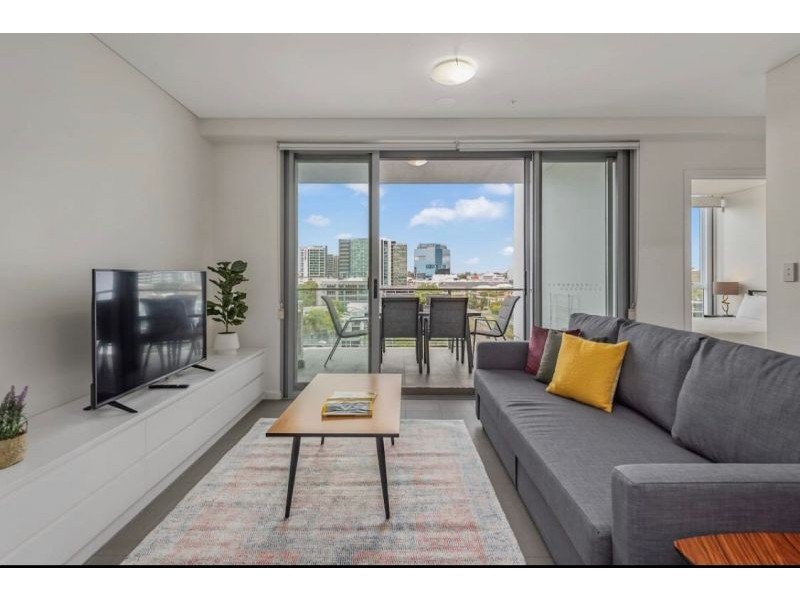 1011/2-6 Land Street, Toowong QLD 4066