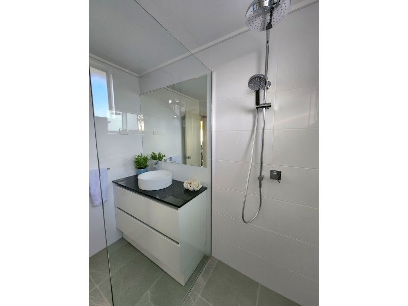 30 Burnett Crescent, Wulguru QLD 4811