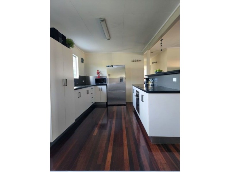 30 Burnett Crescent, Wulguru QLD 4811